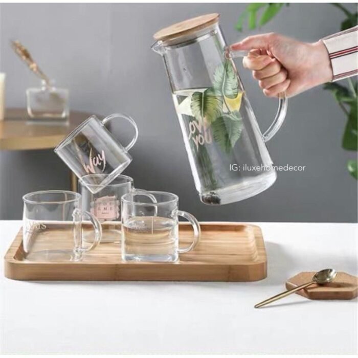 طقم ابريق زجاجي مع صينية من الخيزران و 4 اكواب : Ensemble pichet en verre avec plateau en bambou et 4 verres 80496 - Image 1