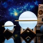 ⁦Lampe LED imprimée en 3D saturne⁩ - الصورة ⁦4⁩
