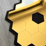 ⁦Décoration murale miroir Abeille Miroir Acrylic 40 Cm / 45 Cm⁩ - الصورة ⁦5⁩