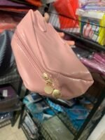 ⁦Pochette cosmétique ensimili cuir à double fermeture éclair⁩ - الصورة ⁦6⁩