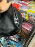 ⁦Pochette cosmétique ensimili cuir à double fermeture éclair⁩ - الصورة ⁦7⁩