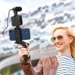 ⁦Kit de Vlogging pour smartphone et appareil photo avec microphone et LED RGB⁩ - الصورة ⁦2⁩
