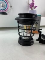 ⁦Lanterne de Jardin Solaire avec Détecteur de Mouvement JF-8818 – مصباح خارجي يعمل بالطاقة الشمسية⁩ - الصورة ⁦8⁩