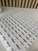 ⁦Tapis de baignoire et de douche antidérapant avec trou d’évacuation – بساط حمام مضاد للإنزلاق⁩ - الصورة ⁦13⁩