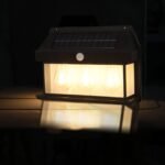 ⁦Triple Lanterne Vintage Bougie, nouvelle lampe murale à induction solaire⁩ - الصورة ⁦3⁩