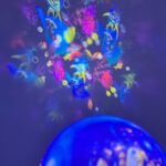 ⁦Projecteur et Haut Parleur Bluetooth pour enfants – مصباح ليلي للأطفال مع مكبر صوت⁩ - الصورة ⁦3⁩