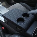 ⁦Housse d’accoudoir de voiture avec porte-gobelet⁩ - الصورة ⁦3⁩