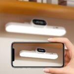 ⁦Barre lumineuse LED rechargeable tactile avec 3 modes de couleurs et minuterie PM – مصباح مغناطيسي قابل للتثبيت في عدة أماكن⁩ - الصورة ⁦3⁩