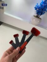 ⁦Ouvre-boîte Multifonction 4 en 1 et Cuillères à Mesurer Pliables en Silicone - فتاحة العلب متعددة الوظائف و ملاعق قياس قابلة للطي⁩ - الصورة ⁦9⁩