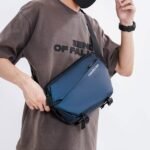 ⁦Sac de Poitrine Fashion Bag pour hommes avec bandoulière LX066 – حقيبة أغراض رجالية⁩ - الصورة ⁦7⁩