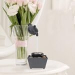 ⁦Fontaine théière flottante décoration de table avec lumières LED et pierres – نافورة مياه على شكل إبريق شاي عائم⁩ - الصورة ⁦2⁩