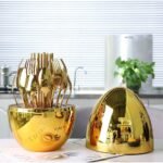 ⁦Serie Ensemble De Couverts Créatifs En Forme De Œuf Dorée 24Pcs – طقم أدوات المطبخ⁩ - الصورة ⁦3⁩