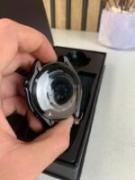 ⁦Smartwatch Haino Teko RW-61 avec écran AMOLED lampe de poche intégrée et 3 paires – ساعة ذكية أصلية⁩ - الصورة ⁦10⁩