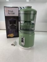 ⁦Presse Agrumes Electrique Portable 600 ml Rechargeable Moteur Silencieux – عصارة حمضيات محمولة وقابلة للشحن⁩ - الصورة ⁦4⁩