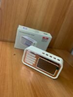 ⁦Réveil Bluetooth Rétro avec Haut-Parleur et Fonction IPX5 – ساعة منبه بلوتوث مع مكبر صوت⁩ - الصورة ⁦10⁩