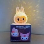 ⁦Mini Veilleuse pour Chambre d’Enfants Éclairage Doux et Ambiance Magique – مصباح لغرف الأطفال⁩ - الصورة ⁦3⁩