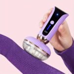 ⁦Appareil Rasoir Anti-peluches pour Vêtements Rechargeable Type-C – جهاز مزيل الوبر من الملابس⁩ - الصورة ⁦4⁩