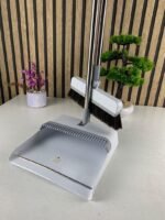 ⁦Ensemble Balai et Pelle pour le Nettoyage des Sols Intérieurs – طقم مكنسة تنظيف الأرضيات⁩ - الصورة ⁦8⁩