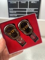 ⁦Attache Ceinture pour voiture 2Pcs Design VIP⁩ - الصورة ⁦6⁩