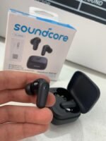 ⁦Écouteurs sans fil Soundcore Original By Anker R50i NC Autonomie de 45h – سماعات لاسلكية أصلية من أنكر⁩ - الصورة ⁦10⁩
