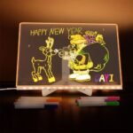 ⁦Tableau à Dessin LED coloré avec 4 stylos 30x20cm – لوحة مضيئة للرسم والتلوين⁩ - الصورة ⁦4⁩