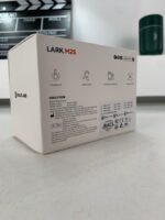 ⁦Microphone cravate sans fil Hollyland Lark M2S Combo (récepteur caméra + récepteur USB-C + câble Lightning)⁩ - الصورة ⁦14⁩