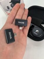 ⁦Microphone Cravate Sans Fil BOYA Omic-U IPhone Type C – ميكروفون بويا أصلي⁩ - الصورة ⁦11⁩