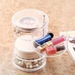 ⁦Organisateur de maquillage rotatif à 360 degrés en cristal acrylique⁩ - الصورة ⁦6⁩