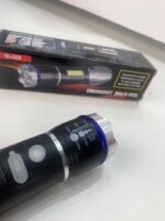 ⁦Lampe de Poche Multifonction 13-en-1 avec Coupe-Ceinture de Sécurité – مصباح يدوي متعدد الوظائف 13 في 1 مع قاطع حزام الأمان⁩ - الصورة ⁦10⁩