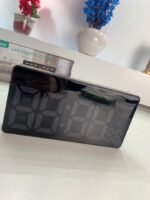 ⁦Horloge Murale Arabic Numérique LED avec Jour et Date – ساعة رقمية بالعربية مع اليوم والتاريخ⁩ - الصورة ⁦6⁩