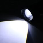 ⁦Lampe de Poche LED à Zoom Télescopique avec Bandes Fluorescentes - مصباح يدوي مع زووم تلسكوبي⁩ - الصورة ⁦4⁩