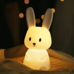 ⁦Veilleuse LED en forme de Lapin en siliconé pour enfants, avec capteur tactile⁩ - الصورة ⁦5⁩