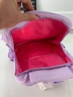 ⁦Sac à Dos Enfant Ludique avec Plusieurs Compartiment et un Peluche LM-5122 Mauve – حقيبة ظهر للأطفال بنفسجي⁩ - الصورة ⁦6⁩