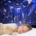 ⁦Projecteur LED rotatif produisant l’image d’un ciel étoilé, idéal pour la chambre d’un enfant⁩ - الصورة ⁦4⁩