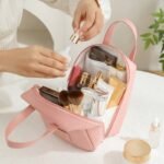 ⁦Pochette cosmétique ensimili cuir à double fermeture éclair⁩ - الصورة ⁦5⁩