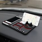 ⁦Support de téléphone antidérapant 4en1 Multifonctionnel en Silicone pour Tableau de Bord de Voiture - حامل هاتف لوحة سيارة من السيليكون متعدد الوظائف⁩ - الصورة ⁦4⁩