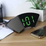 ⁦Horloge numérique miroir grand écran pour chambre à coucher⁩ - الصورة ⁦2⁩