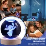 ⁦Lampe boule de projection en cristal 3D Stitch⁩ - الصورة ⁦5⁩